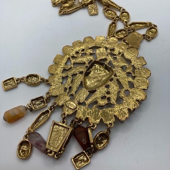 Vtg Goldette Nefertiti Egyptian Gold Tone Medallion w Stones 17” + 7” Drop Rare - Picture 4 of 9